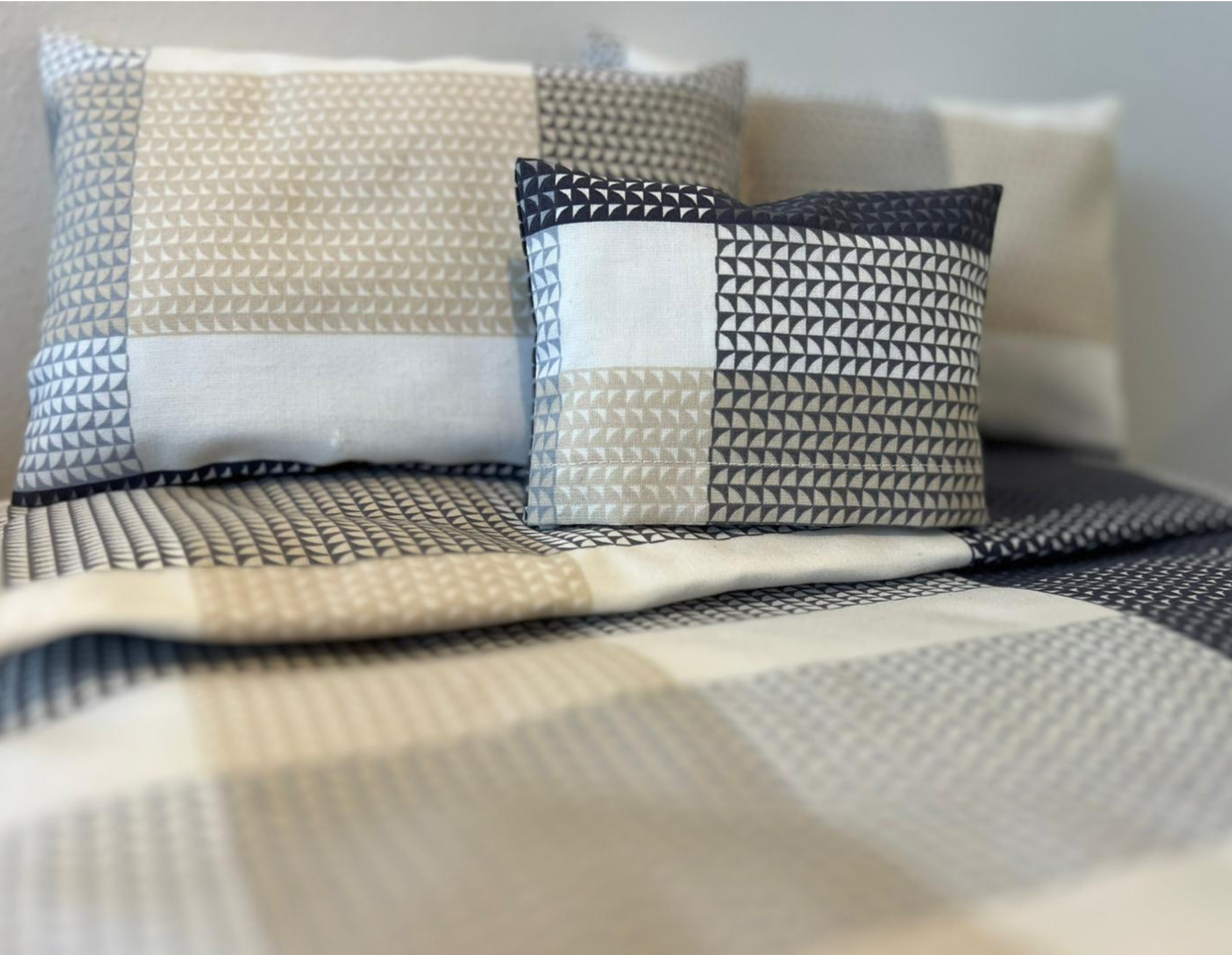 Blogbeitrag_Titelbild_bedruckte BW